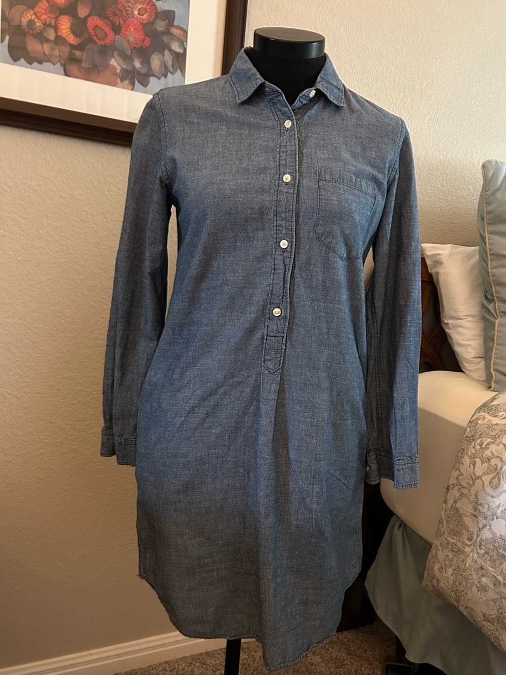GAP Denim-Look Button-Front Shirt Dress - Blue. Size S. NWTGS